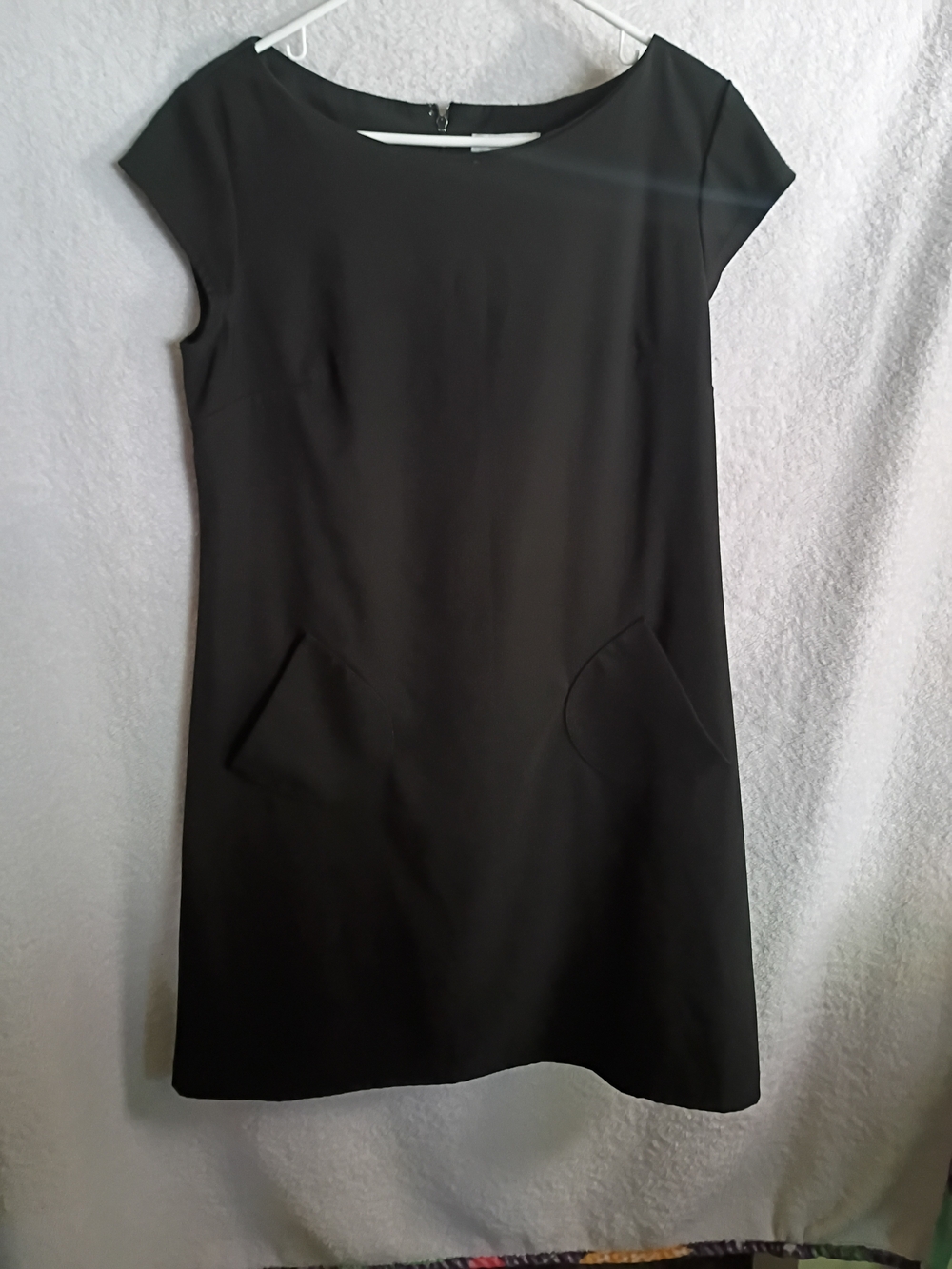 Dress Barn Black Cap-Sleeve Shift Dress